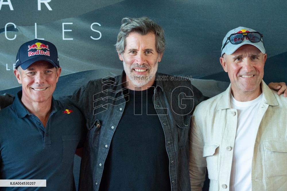 Dakar Chronicles Premiere