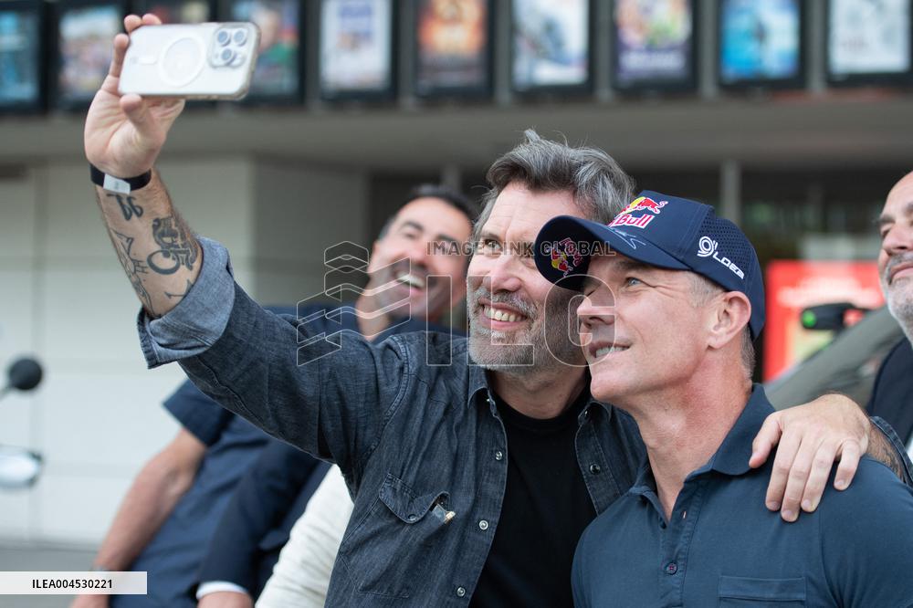 Dakar Chronicles Premiere