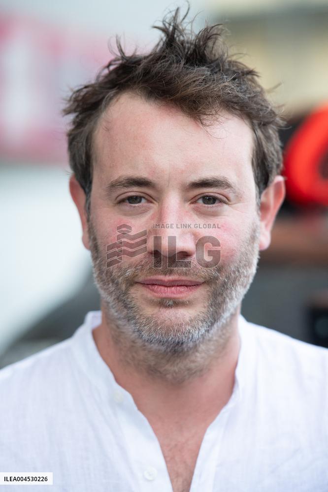 Dakar Chronicles Premiere