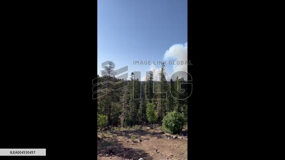 US: Seven Springs Fire Rages in New Mexico, Prompts Evacuation
