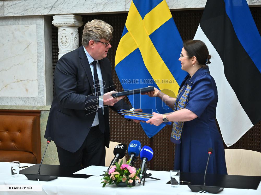 SWEDEN AND ESTONIA SIGN AGREEMENT ON PRISON PLACES