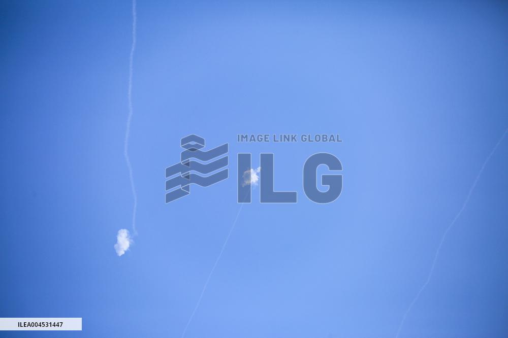 Iranian Missiles in Tel Aviv - Israel