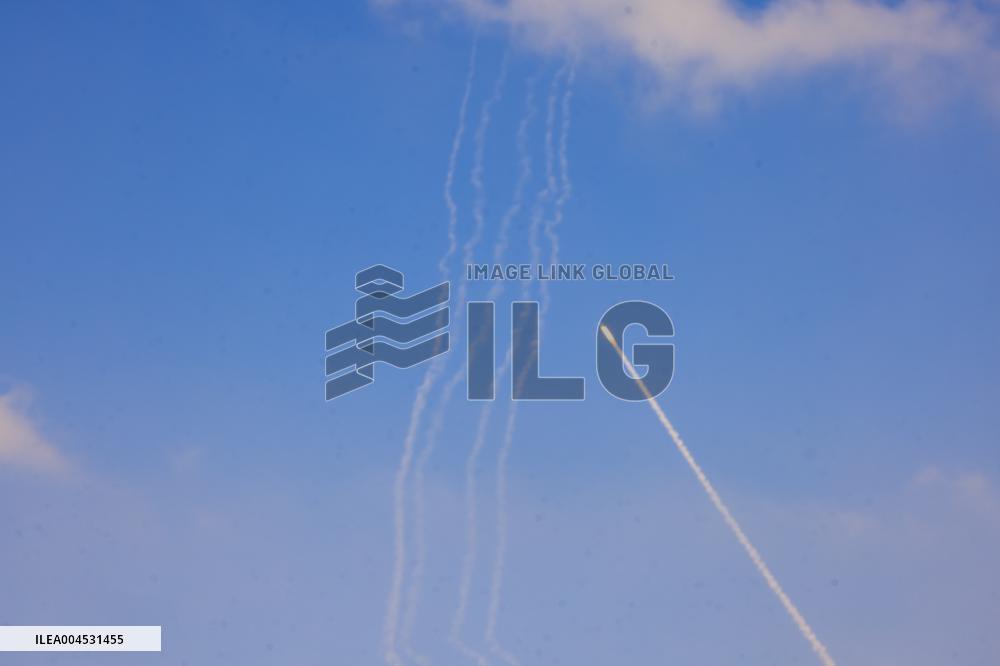 Iranian Missiles in Tel Aviv - Israel