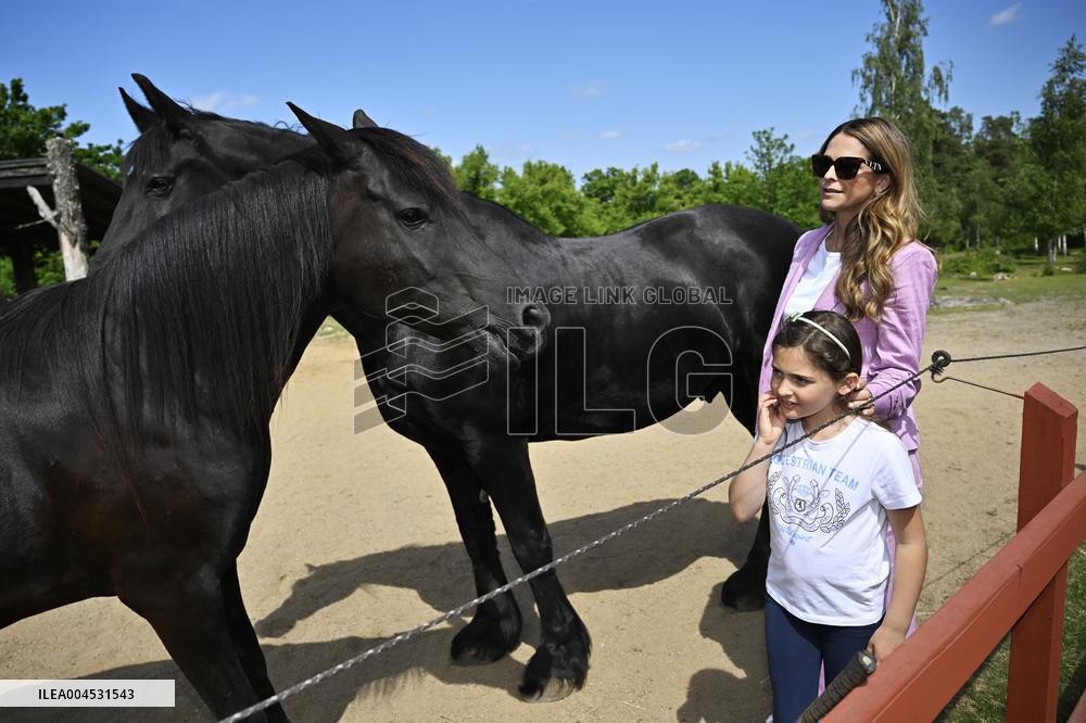 PRINCESS ADRIENNE CHRISTENING GIFT BLEKINGE