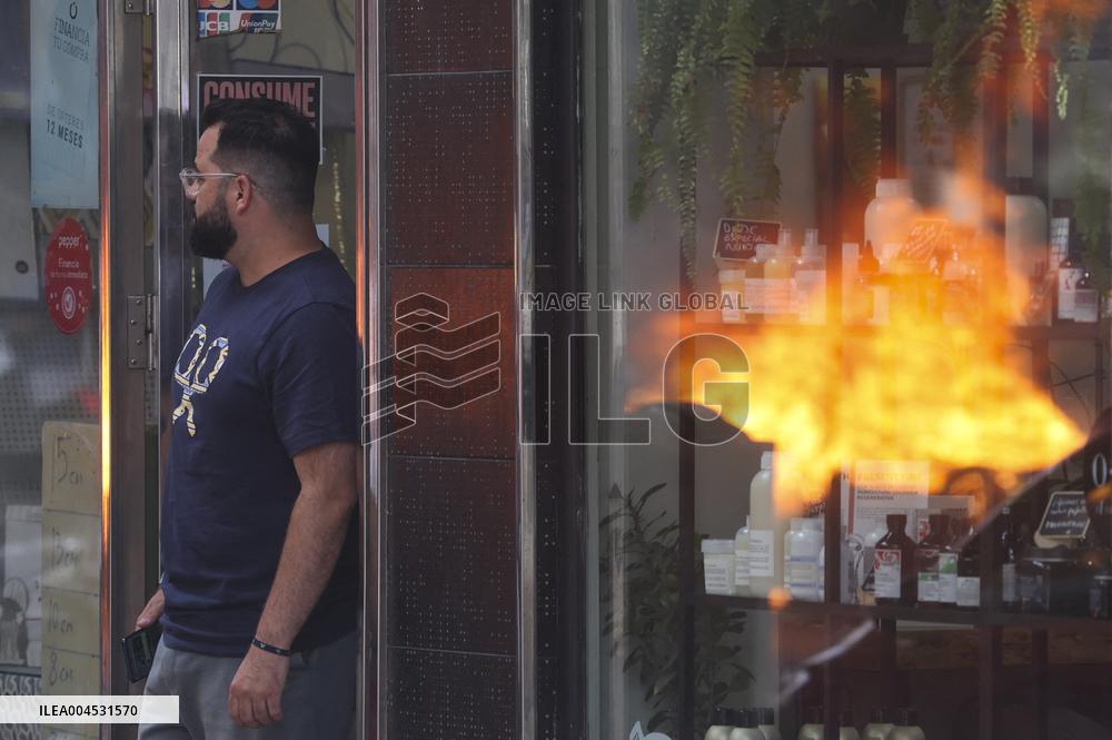Metal Strike Disrupts Cadiz Roads and Commuter Trains - Spain