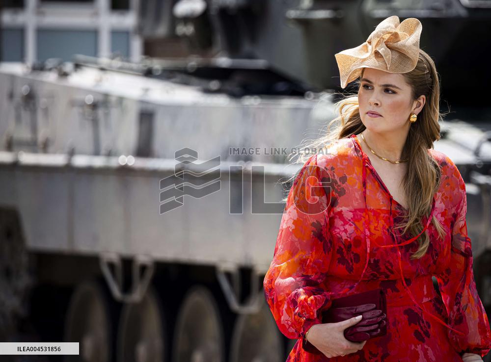 Royals Visit Cavalry Regiment of The Royal Netherlands Army - Amersfoort