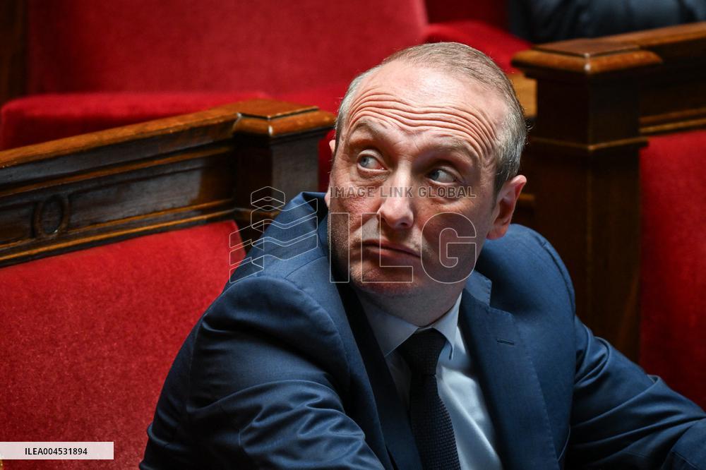 Questions to the government at the National Assembly in Paris FA