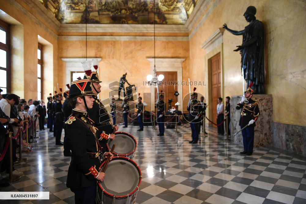 Questions to the government at the National Assembly in Paris FA