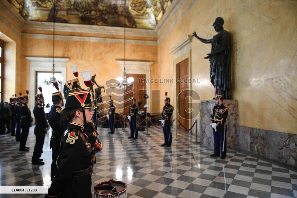 Questions to the government at the National Assembly in Paris FA