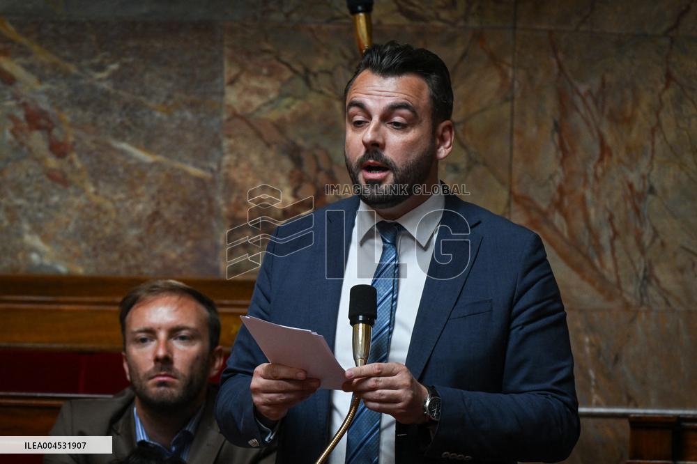 Questions to the government at the National Assembly in Paris FA