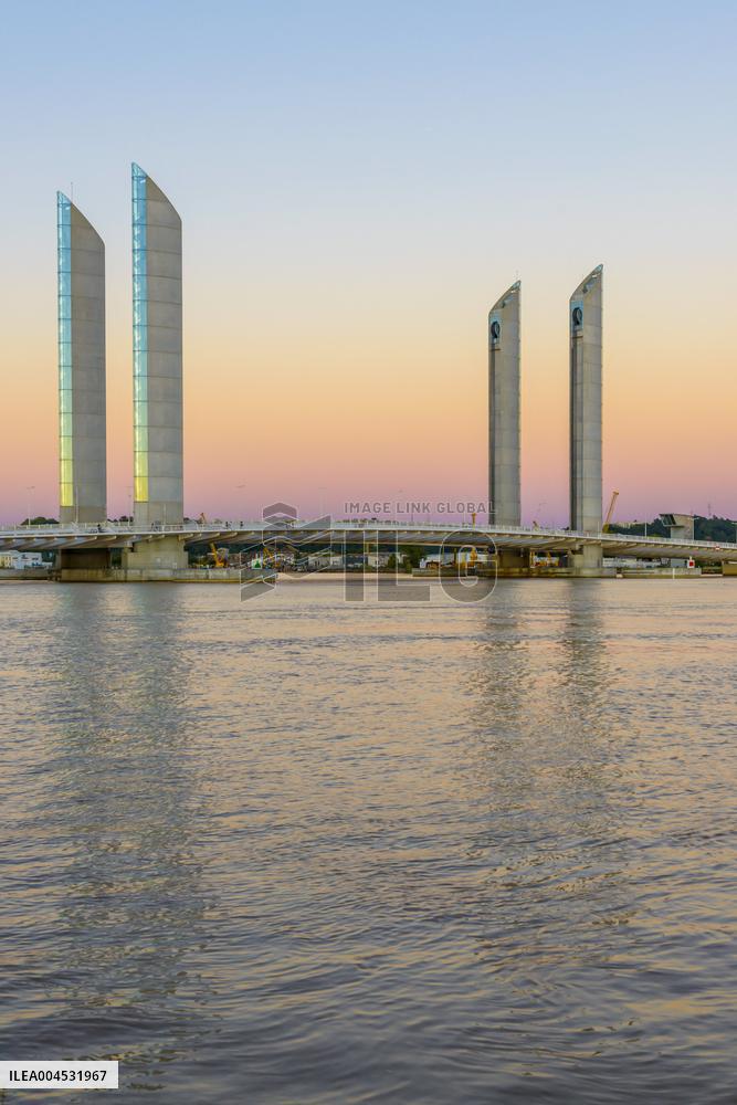 Illustration - Bordeaux