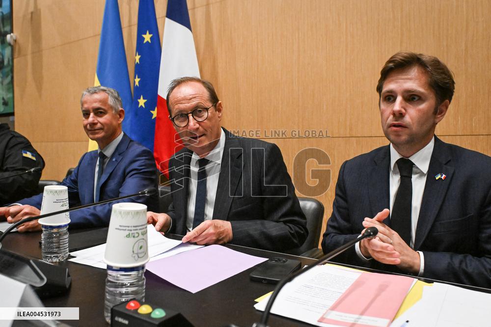 President of the Rada Ruslan Stefanchuk is welcomed at National Assembly in Paris - FA