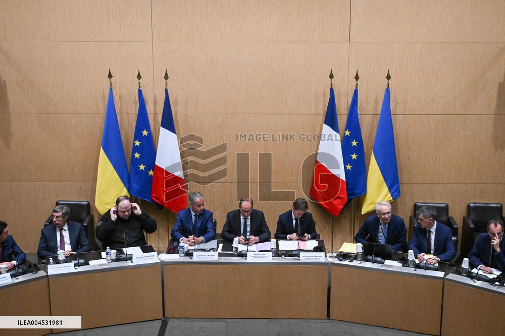 President of the Rada Ruslan Stefanchuk is welcomed at National Assembly in Paris - FA