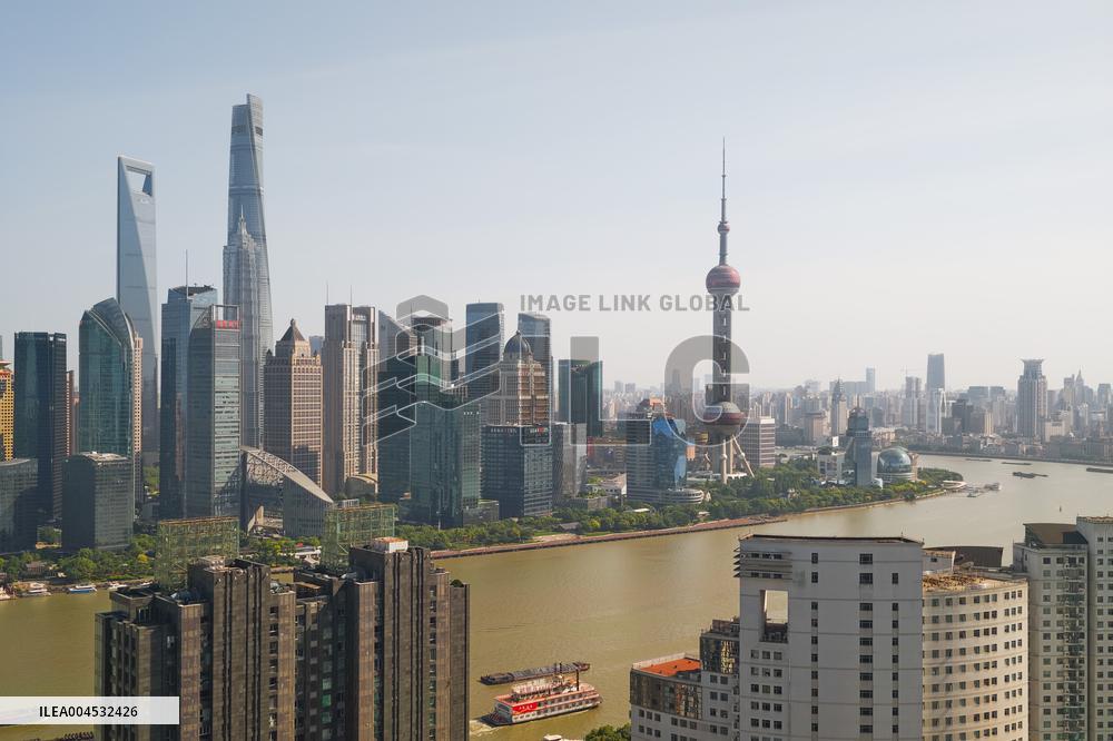 Shanghai Huangpu River Lujiazui