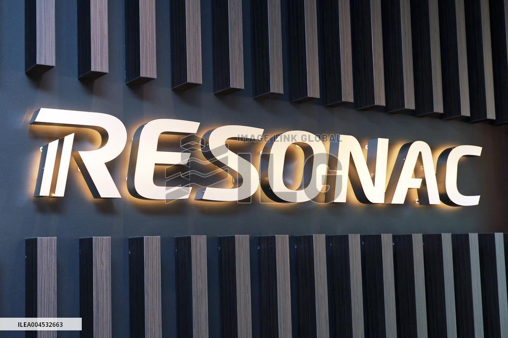 Resonac Holdings signage and logo