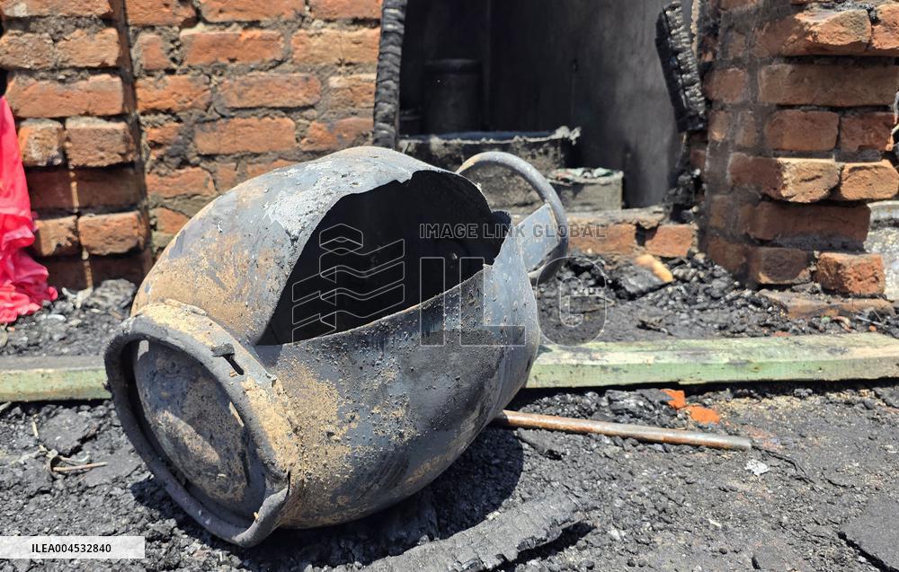 5 Residential Structures calcined After A Massive Fire In Kashmir - India