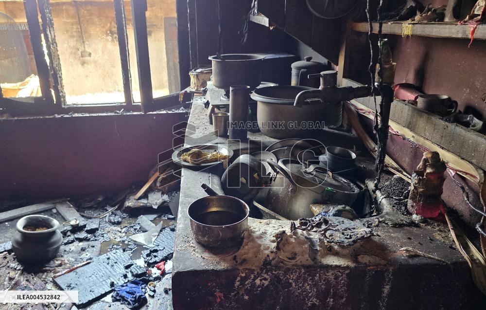 5 Residential Structures calcined After A Massive Fire In Kashmir - India