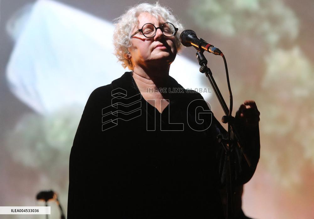 Massive Attack and Elisabeth Fraser Milan Concert - Italy