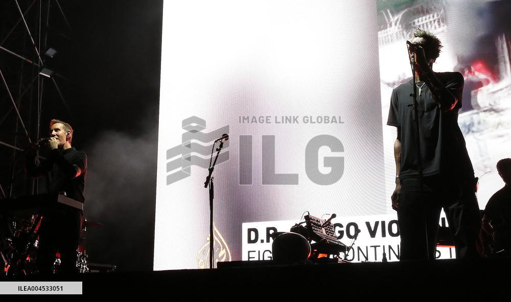 Massive Attack and Elisabeth Fraser Milan Concert - Italy