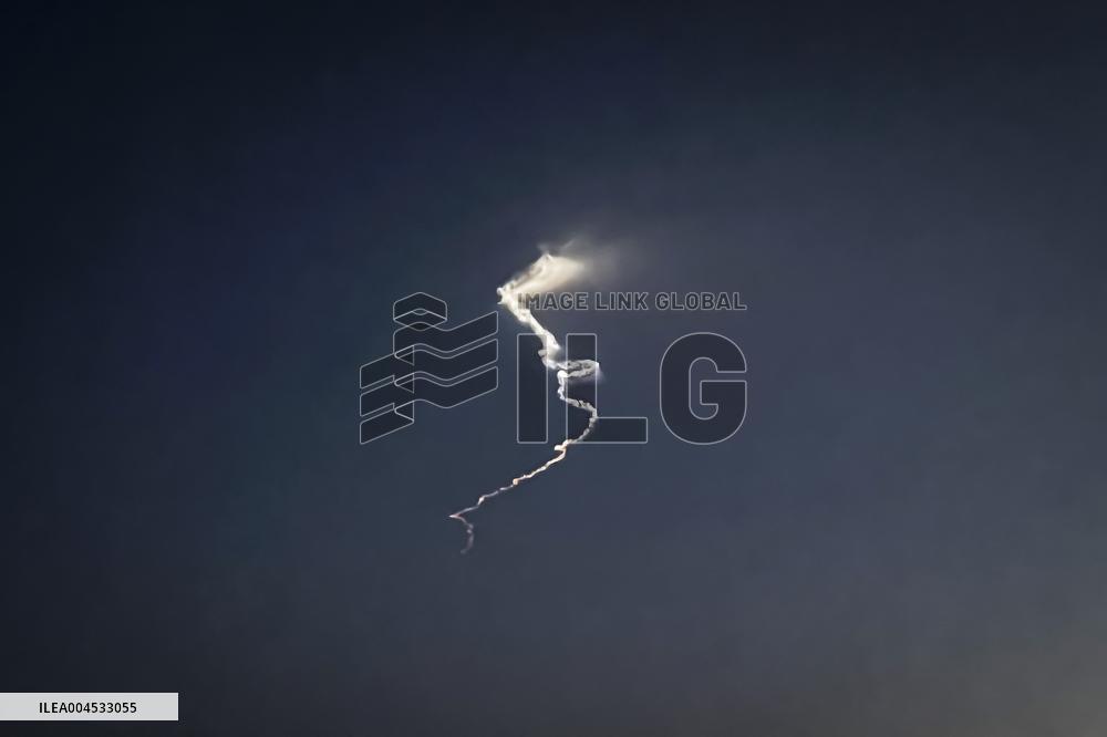 Iranian Missile Marks the Sky - Tehran