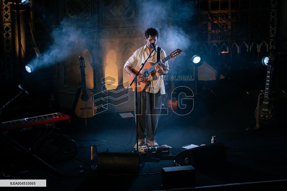 Nick Mulvey In Concert - London