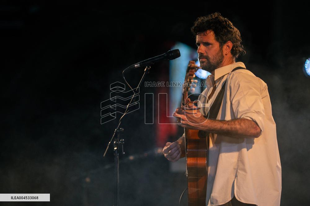 Nick Mulvey In Concert - London