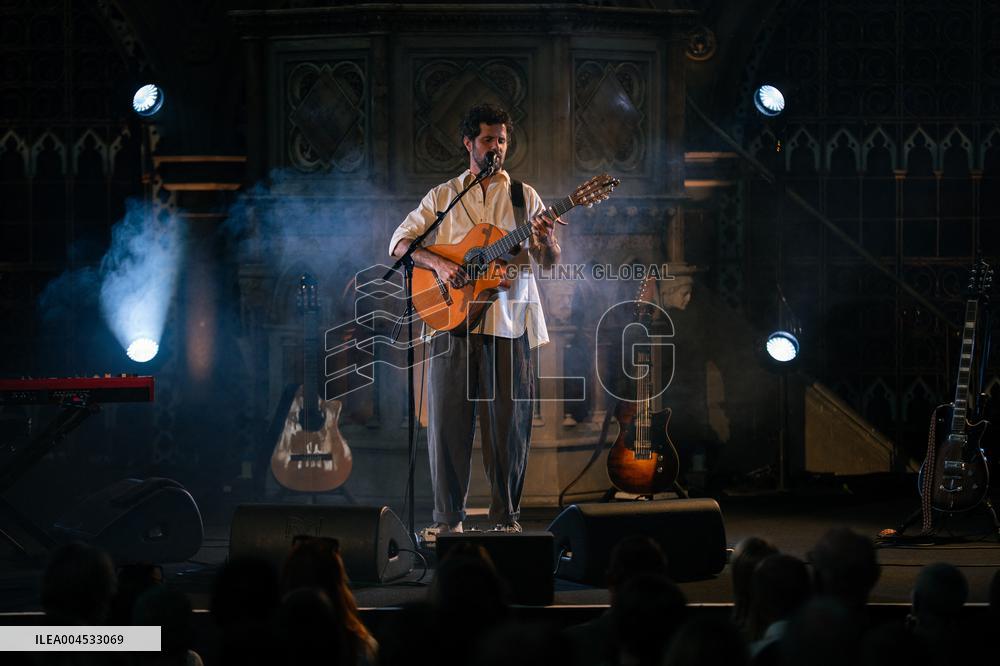 Nick Mulvey In Concert - London