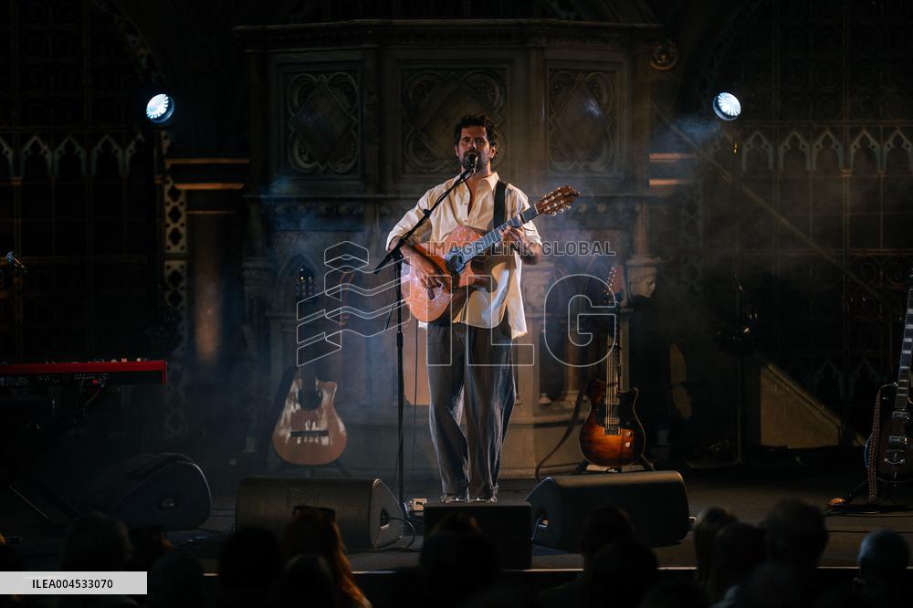 Nick Mulvey In Concert - London