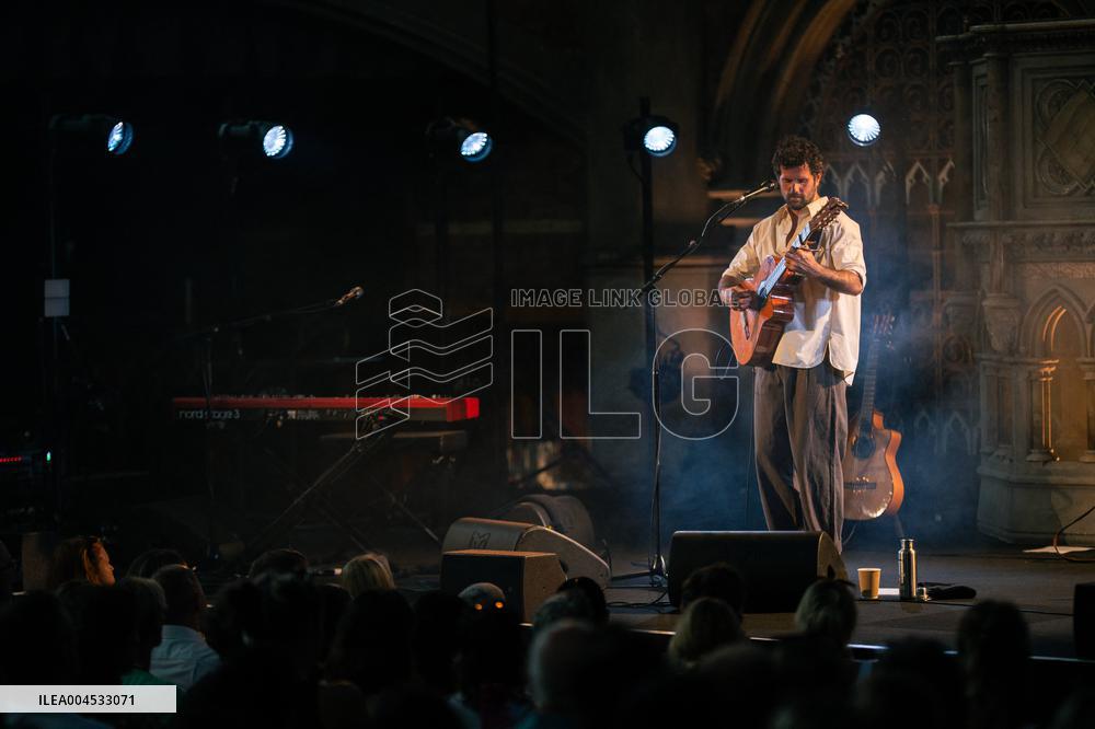 Nick Mulvey In Concert - London