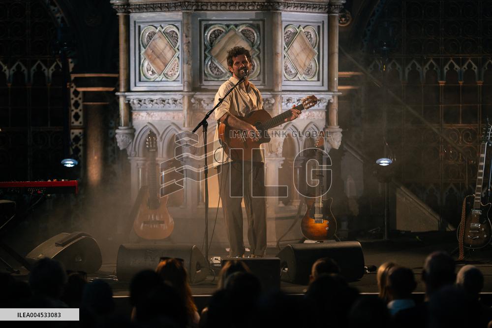 Nick Mulvey In Concert - London