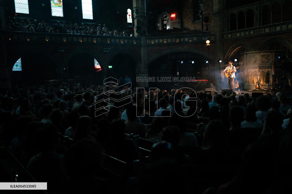 Nick Mulvey In Concert - London