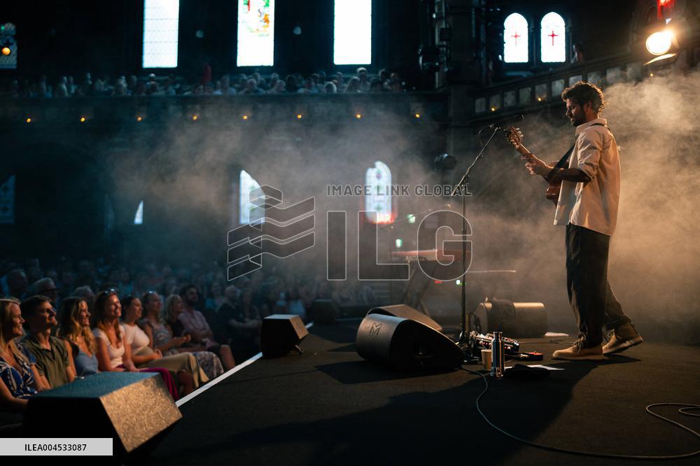 Nick Mulvey In Concert - London