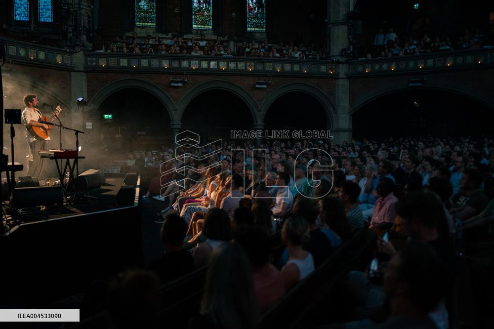 Nick Mulvey In Concert - London