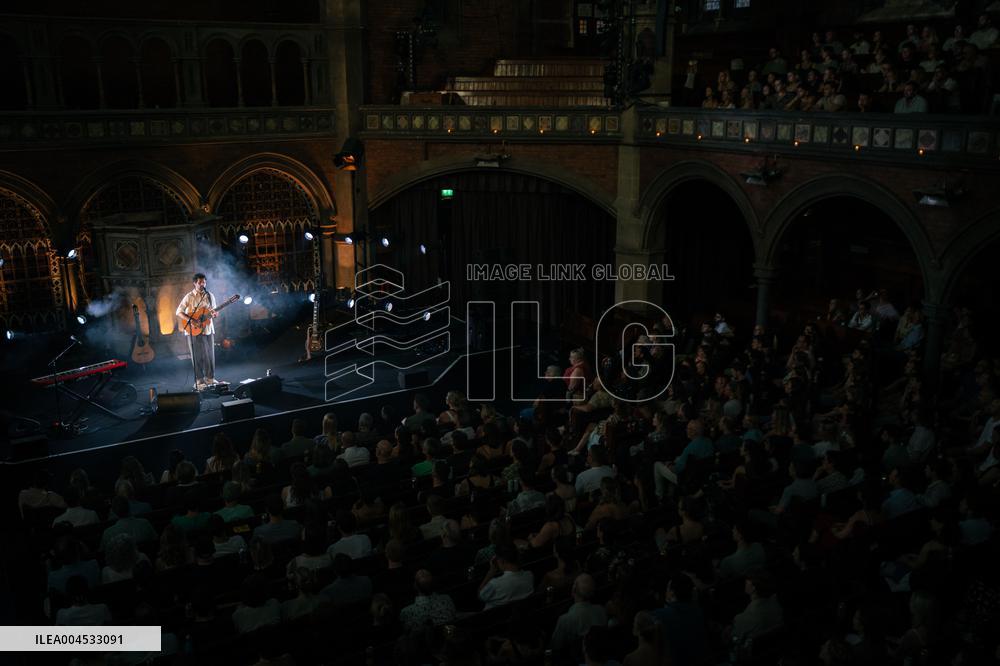 Nick Mulvey In Concert - London