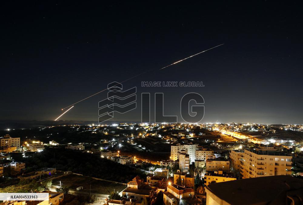 Traces of Missiles from Iran Against Israel - Nablus