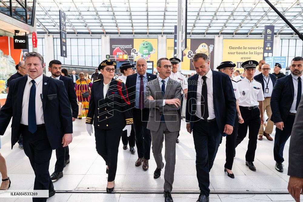 Bruno Retailleau at Gare du Nord Against Illegal Immigration - Paris