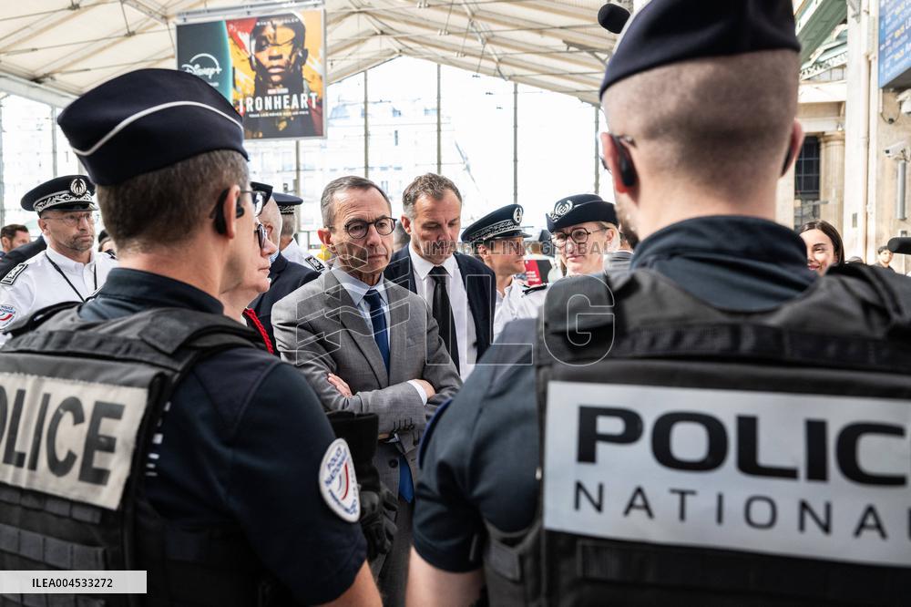 Bruno Retailleau at Gare du Nord Against Illegal Immigration - Paris
