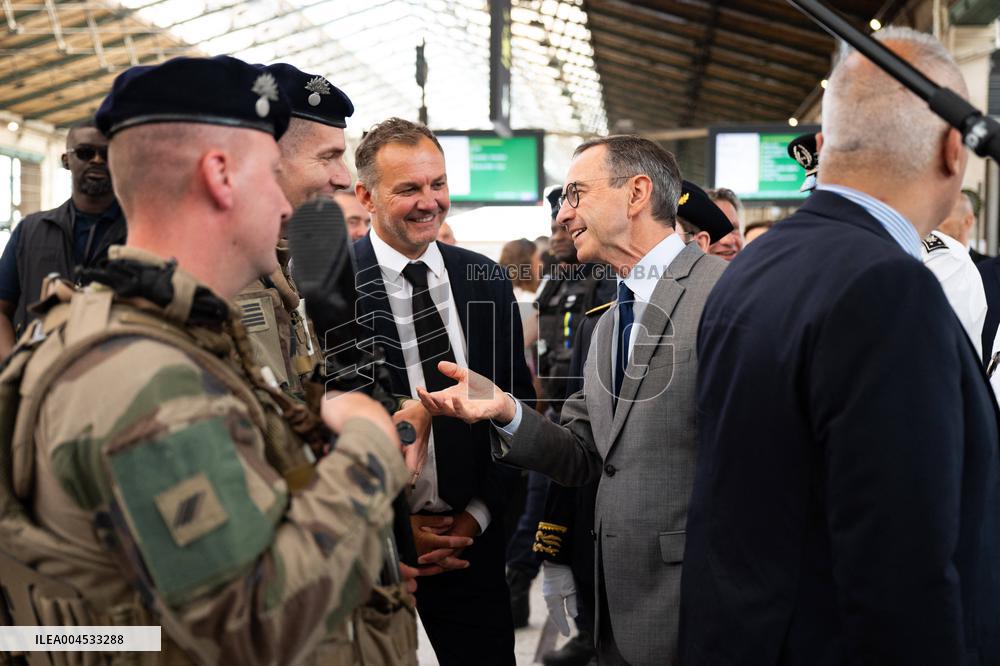 Bruno Retailleau at Gare du Nord Against Illegal Immigration - Paris
