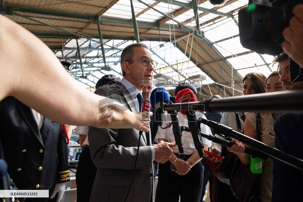 Bruno Retailleau at Gare du Nord Against Illegal Immigration - Paris