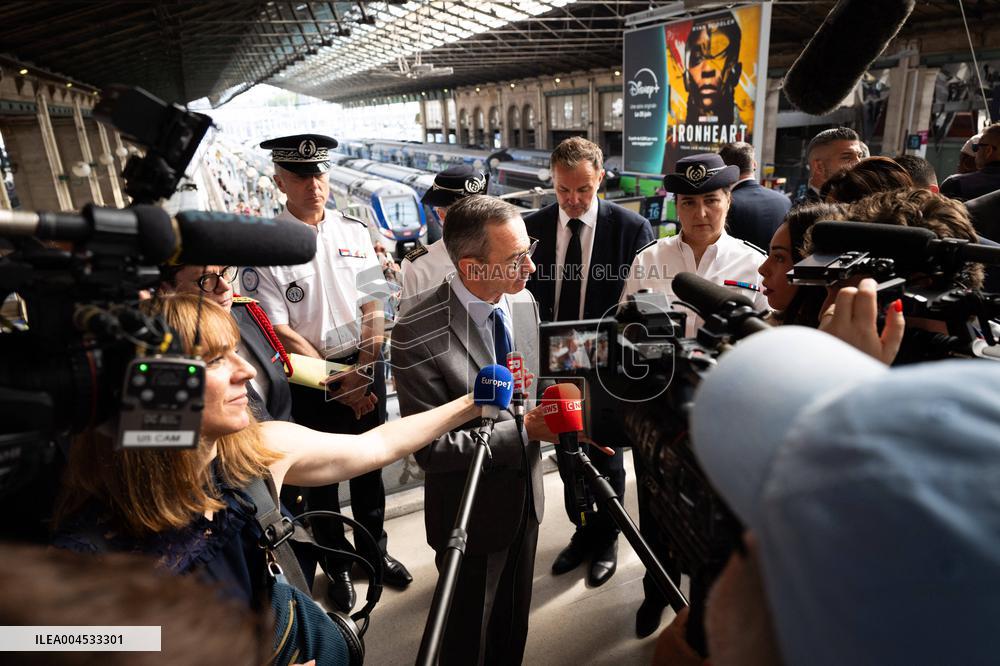 Bruno Retailleau at Gare du Nord Against Illegal Immigration - Paris