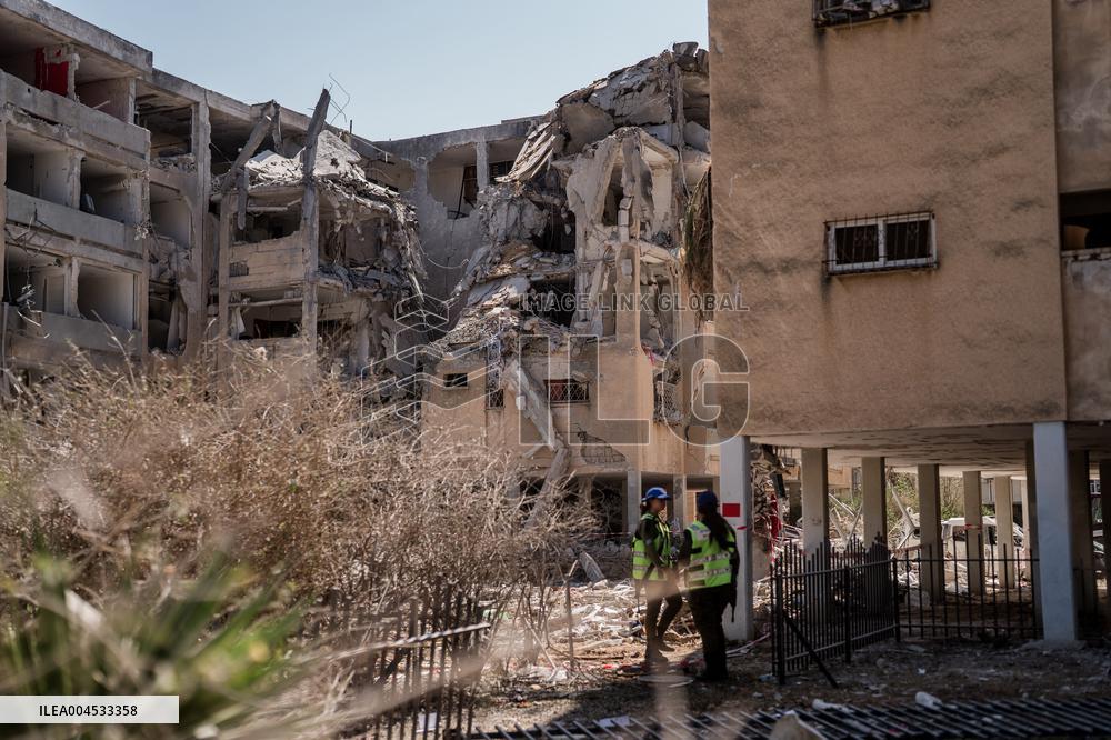 Iranian Balisstic Missle Hit Israel