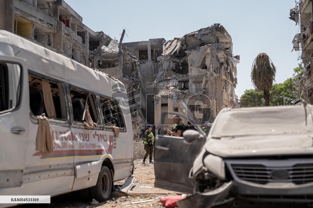 Iranian Balisstic Missle Hit Israel