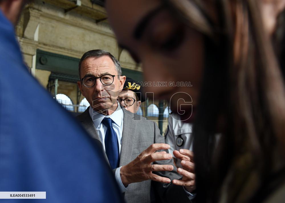 Bruno Retailleau Visits To Gare Du Nord Railway Station - Paris