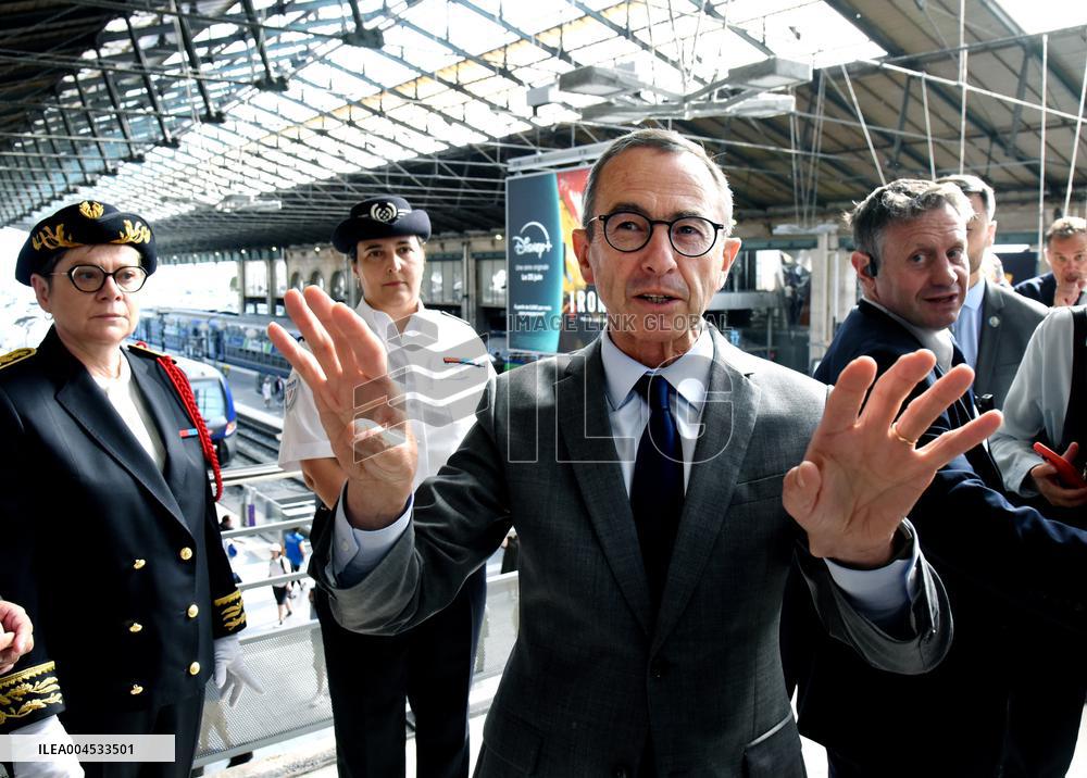 Bruno Retailleau Visits To Gare Du Nord Railway Station - Paris