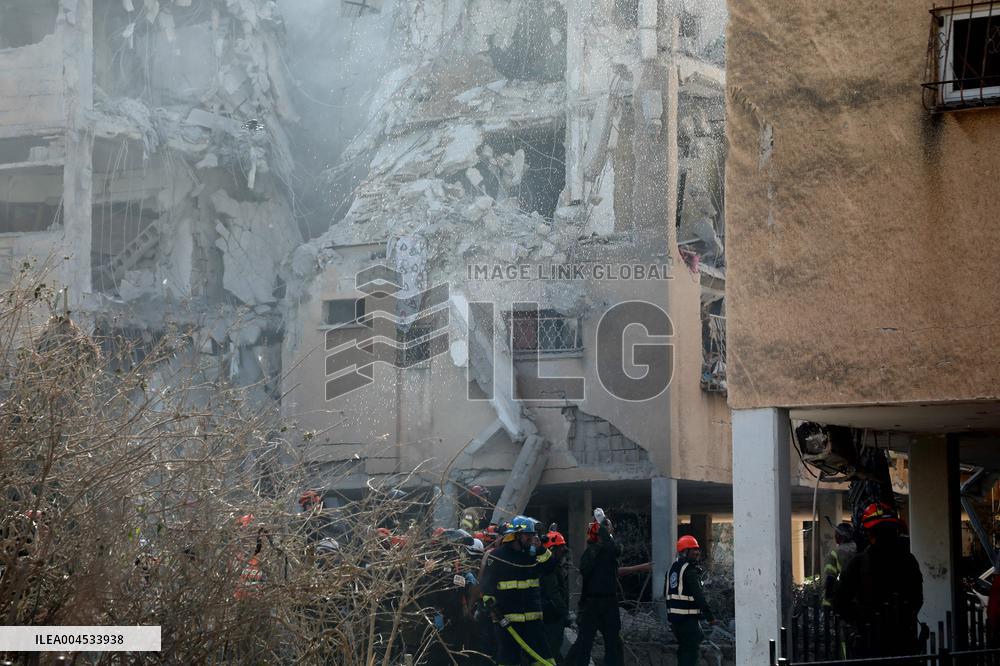 Iranian Balisstic Missle Hit Israel