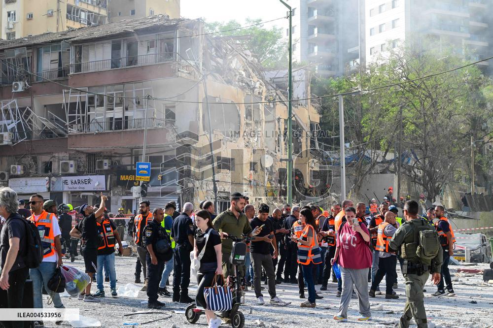 Iranian Balisstic Missle Hit Israel