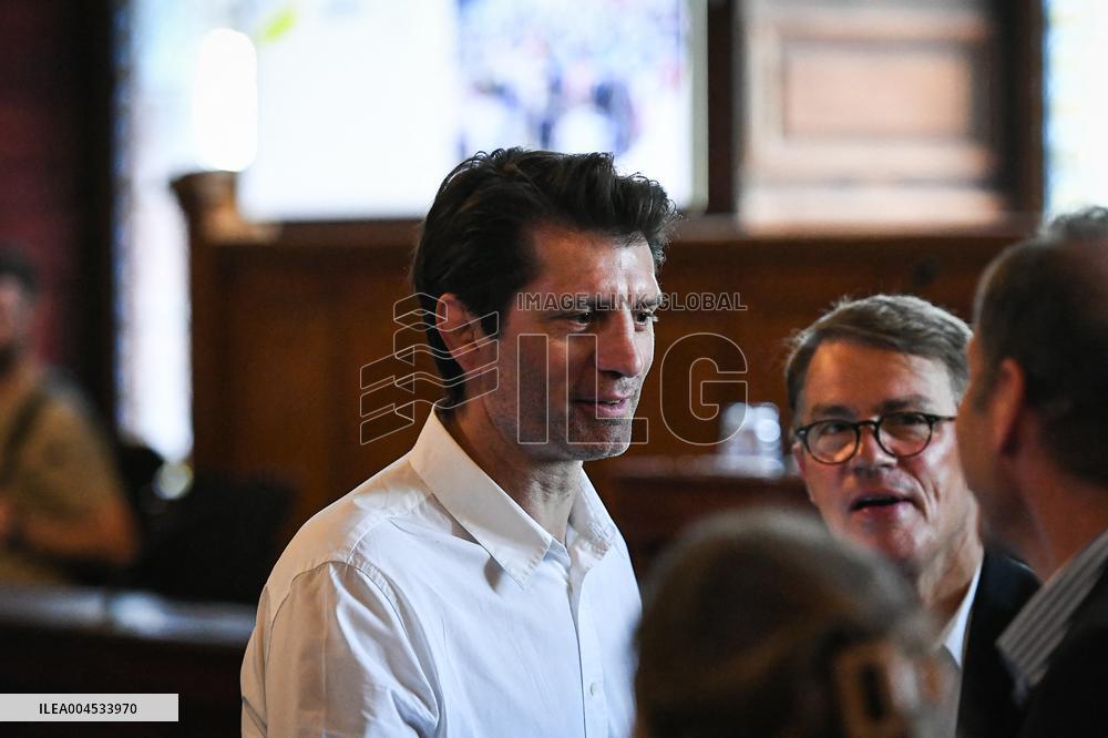 Tour de France dictation at the City Hall in Paris - FA