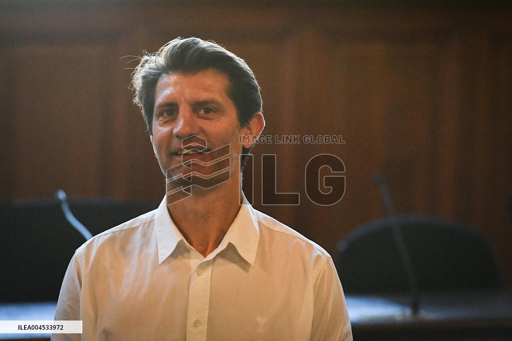 Tour de France dictation at the City Hall in Paris - FA