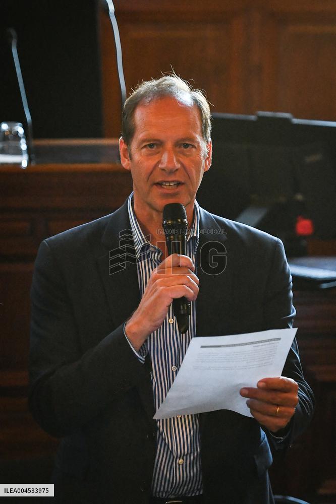 Tour de France dictation at the City Hall in Paris - FA