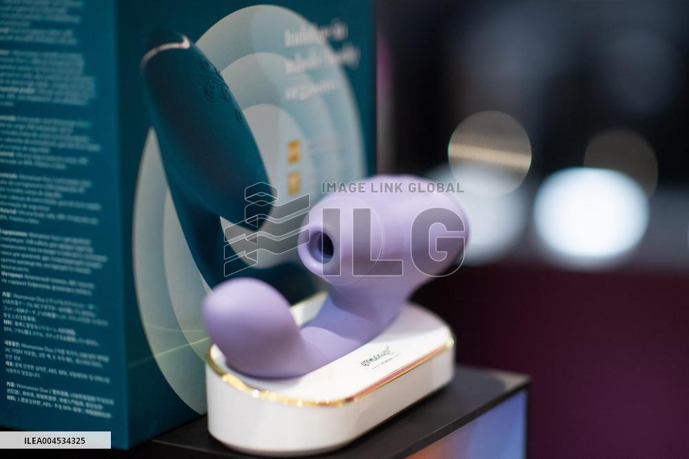 Womanizer Tour Party Paris